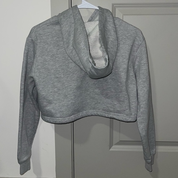 Forever 21 Active Cropped Sweatshirt - Picture 2 of 6